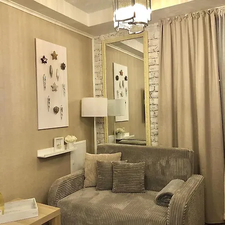 Happy House C Apartment